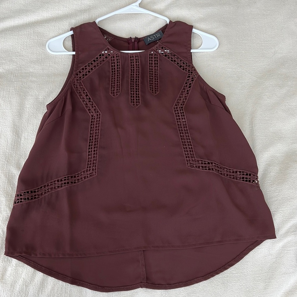 ASTR Geometric Cutout Tank